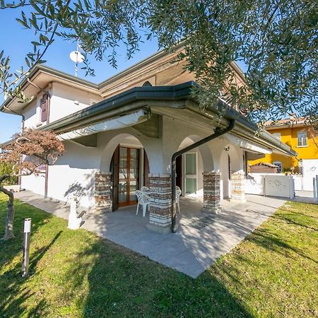 Villa Fiorita Apartments - Happy Rentals Sirmione Exterior foto
