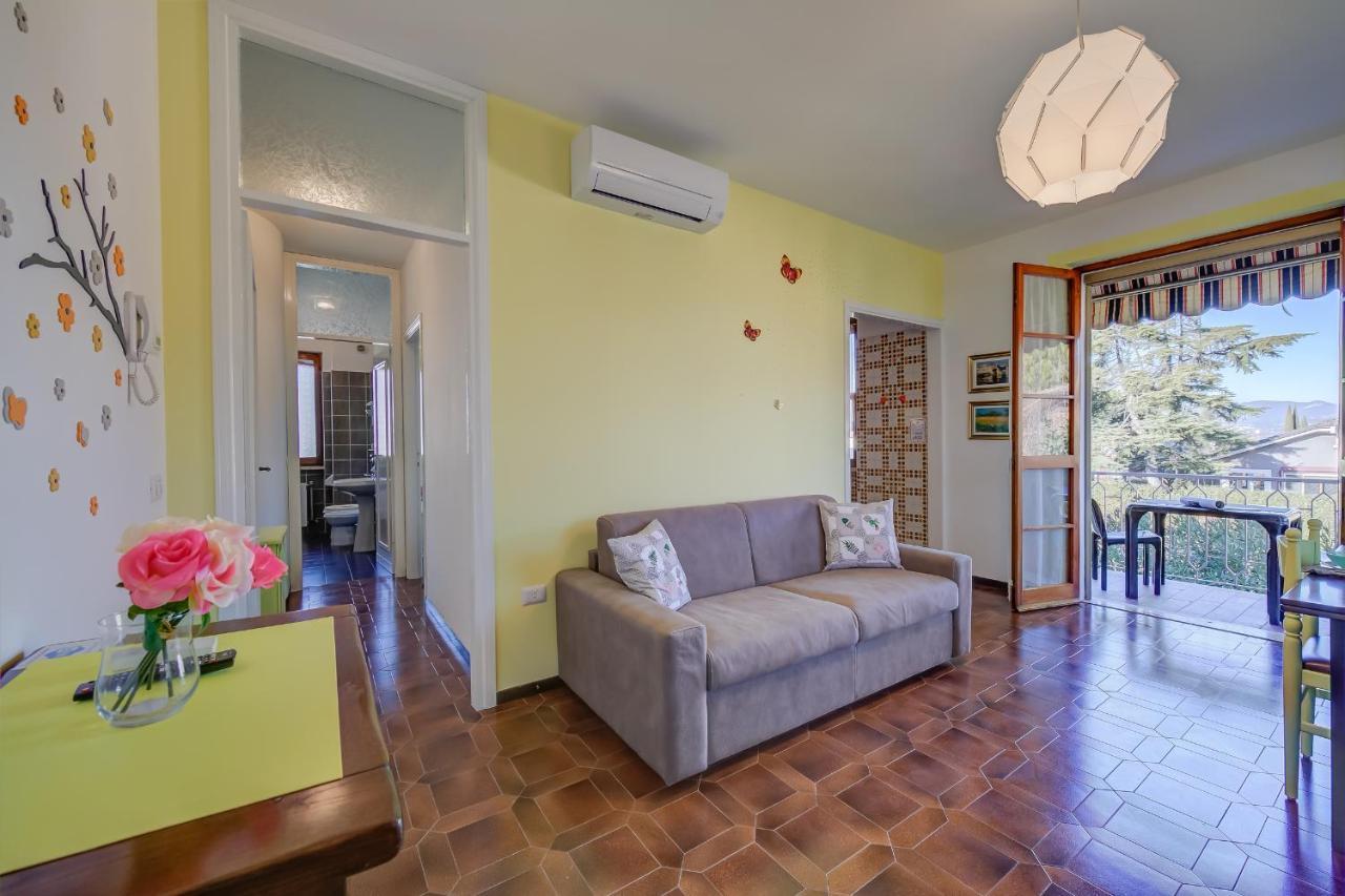Villa Fiorita Apartments - Happy Rentals Sirmione Exterior foto