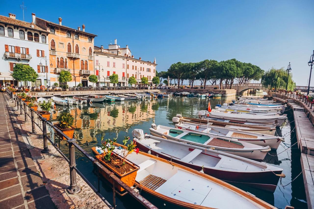 Villa Fiorita Apartments - Happy Rentals Sirmione Exterior foto