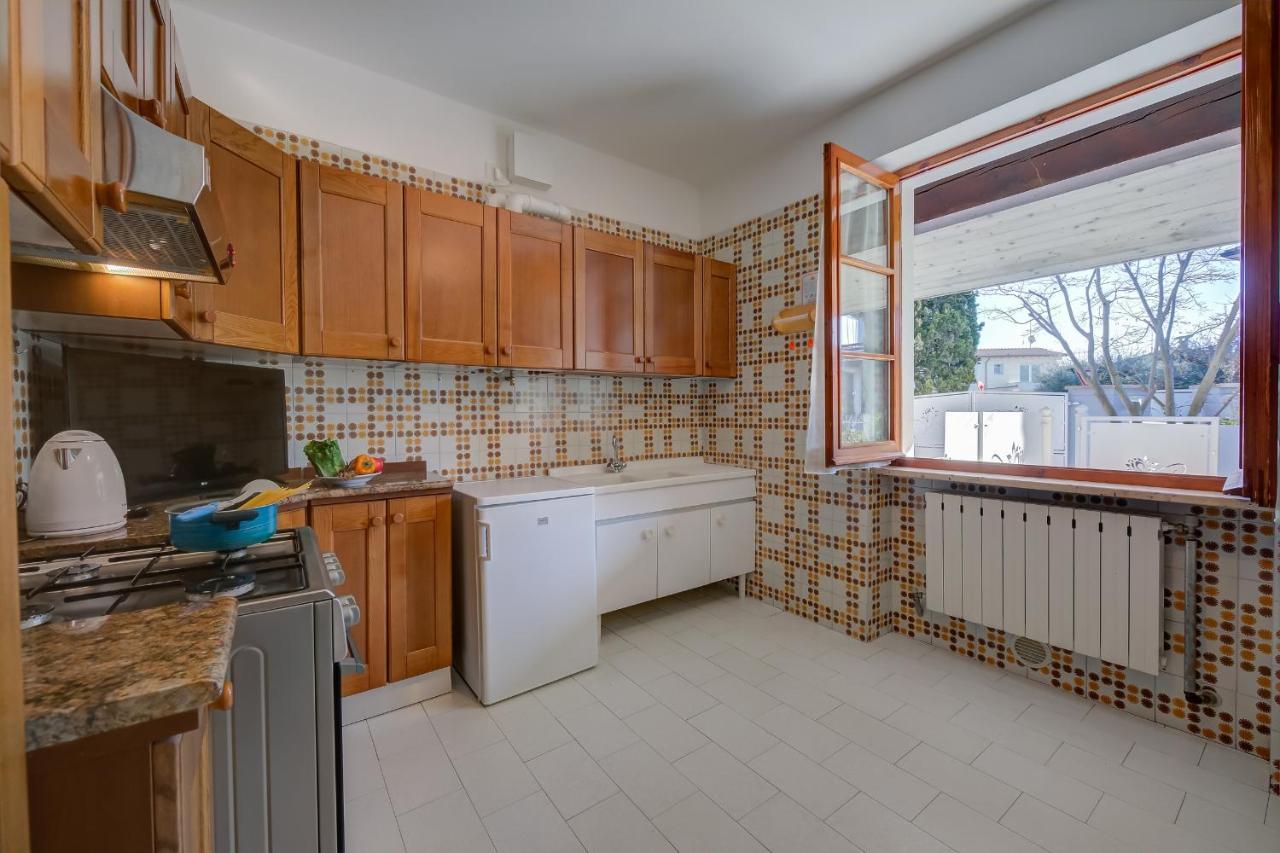 Villa Fiorita Apartments - Happy Rentals Sirmione Exterior foto